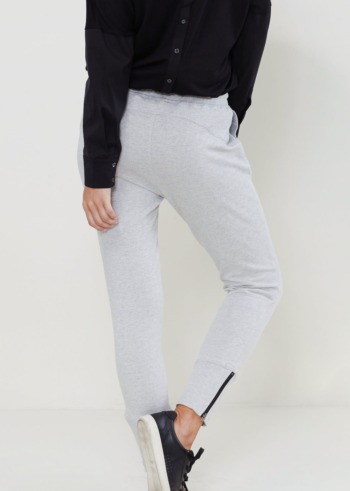 Jogger Pants In Heather Grey