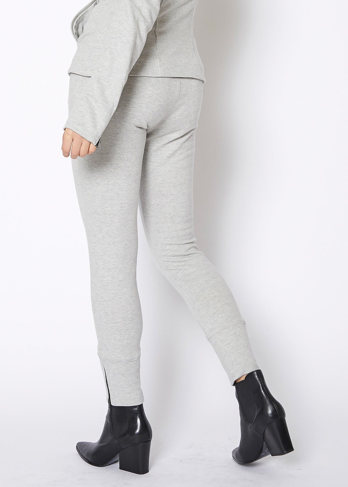 Jogger Pants In Heather Grey